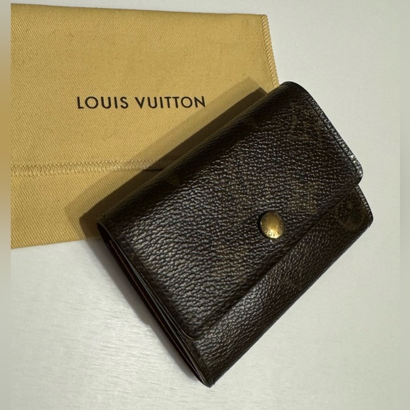 Louis Vuitton monogram cardcase - Picture 13 of 13